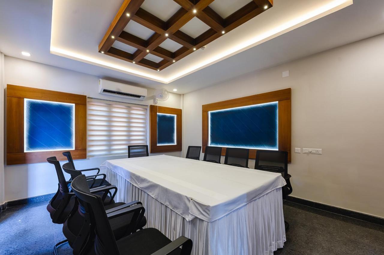 Hotel Vidya Residency Thrissur Zewnętrze zdjęcie