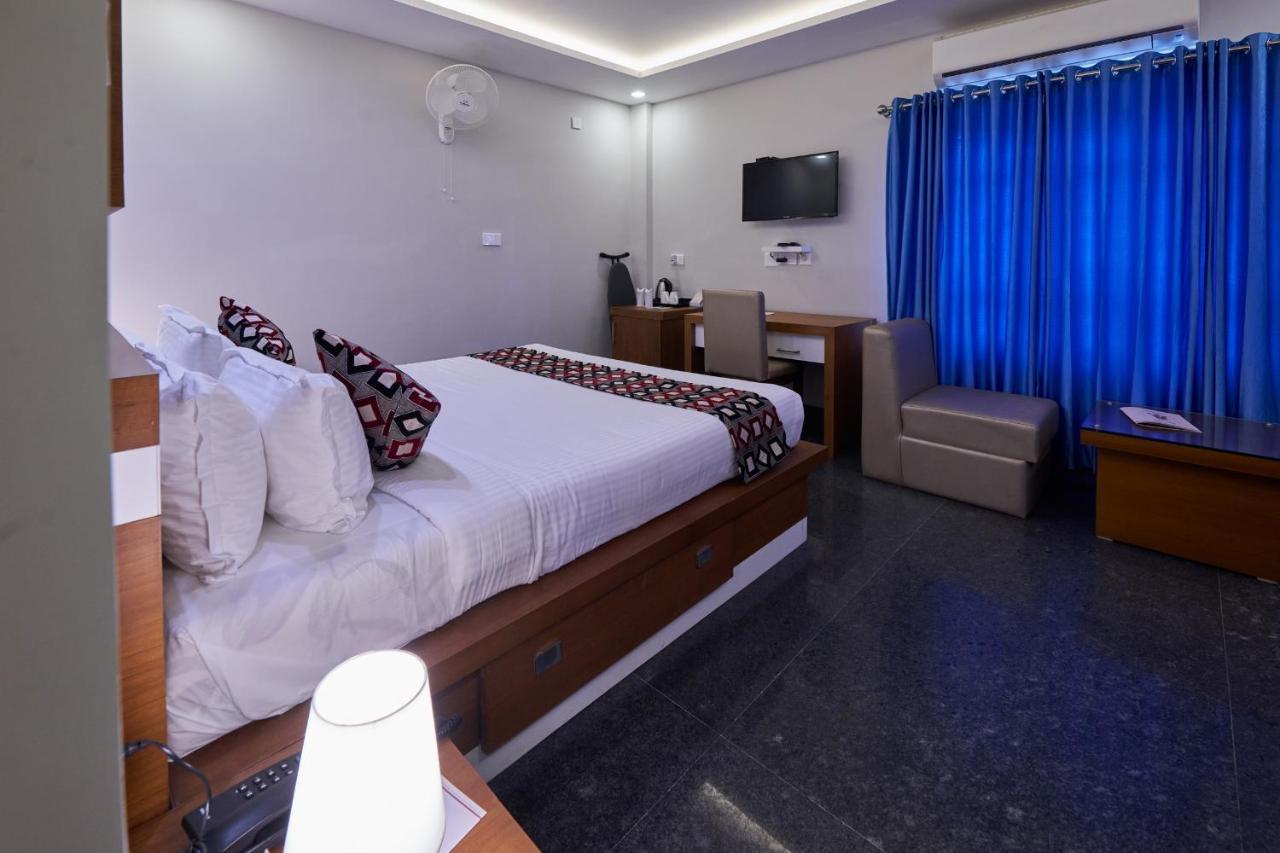Hotel Vidya Residency Thrissur Zewnętrze zdjęcie